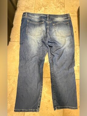 CAbi Jeans Size 14 Cropped Bootcut Denim